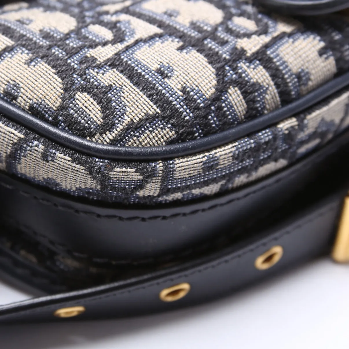 Bobby Bag Small Oblique