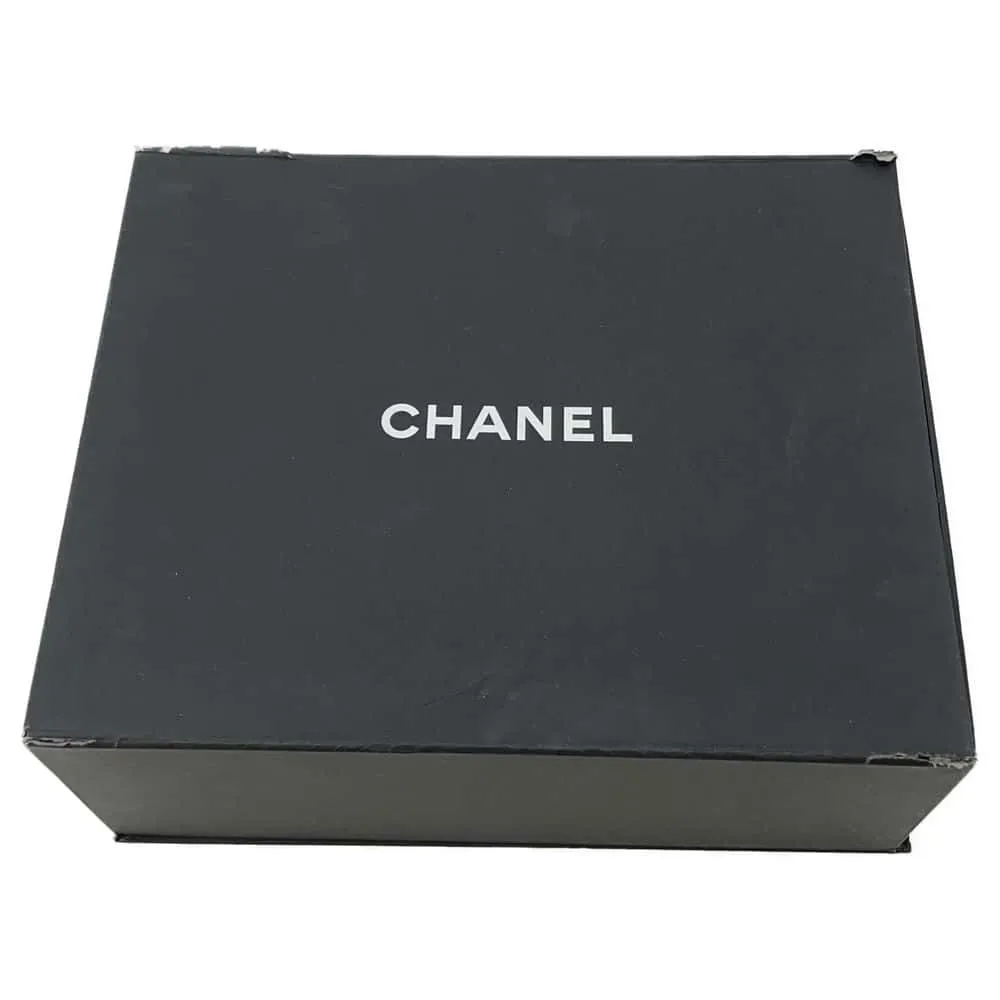 CHANEL 19 Chain Shoulder Bag Gold Leather