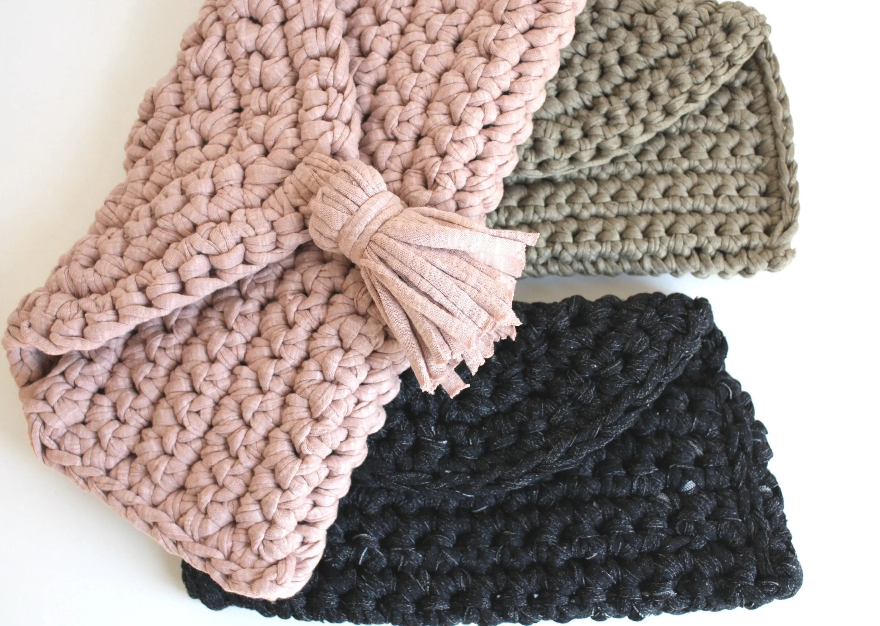 Easy Crochet pattern - Oversized Clutch Bag