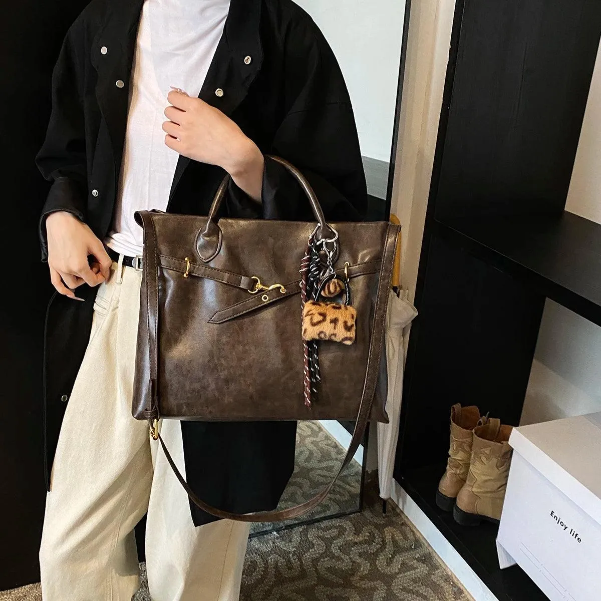 Large Leather Tote Bags Women Zipper Tassel Faux Fur Accessories Zipper Handbags