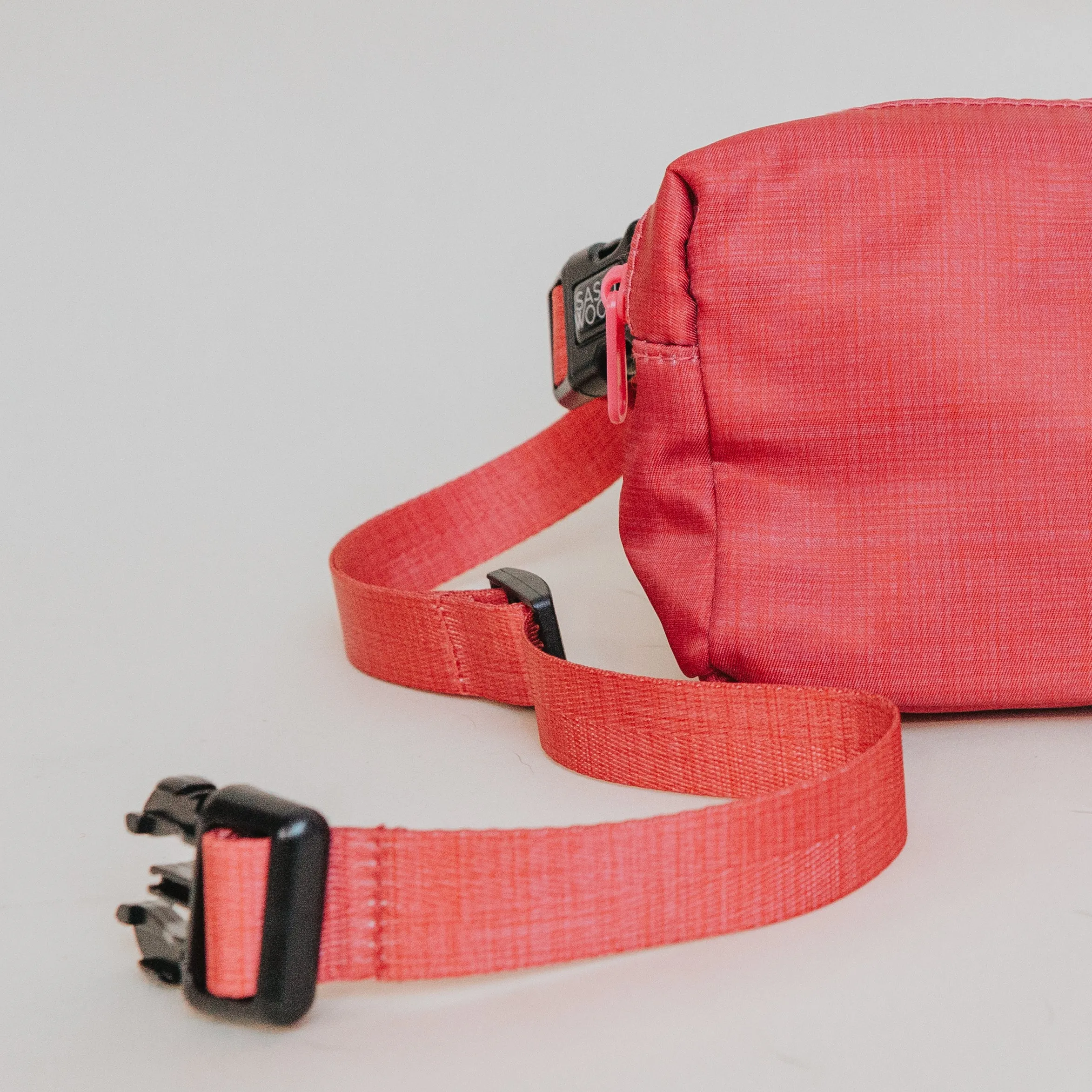 Merlot Woof Pack Bag