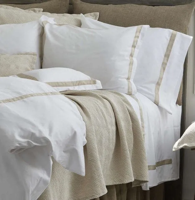 Vintage Beach Cottage Sateen Bedding