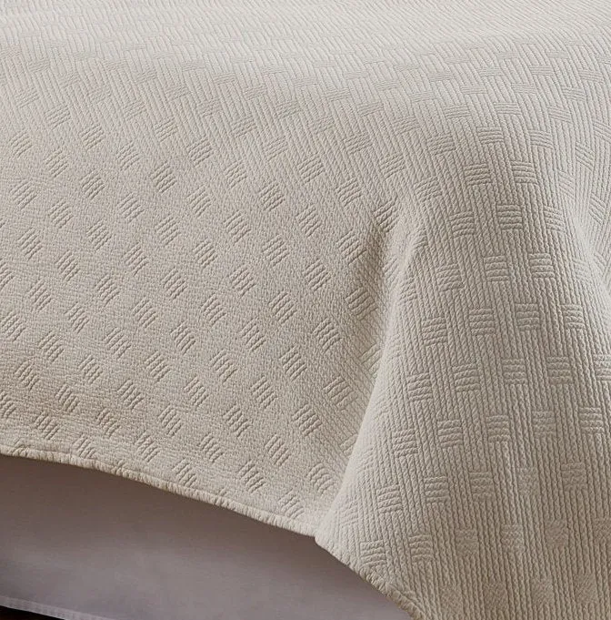 Vintage Beach Cottage Sateen Bedding
