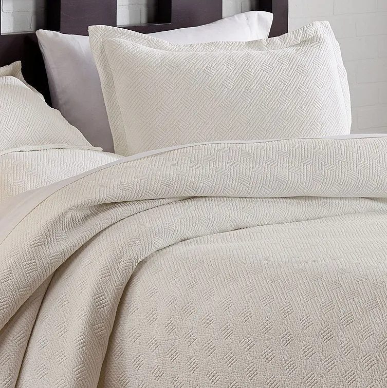 Vintage Beach Cottage Sateen Bedding
